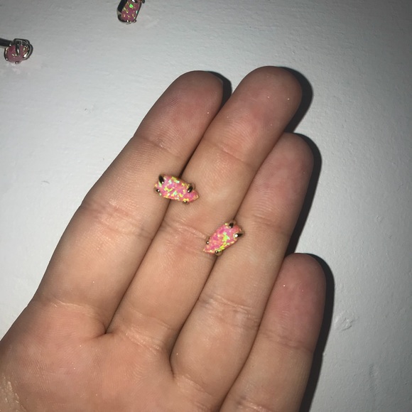 Kendra Scott Pink opal jewelry set - Picture 3 of 4